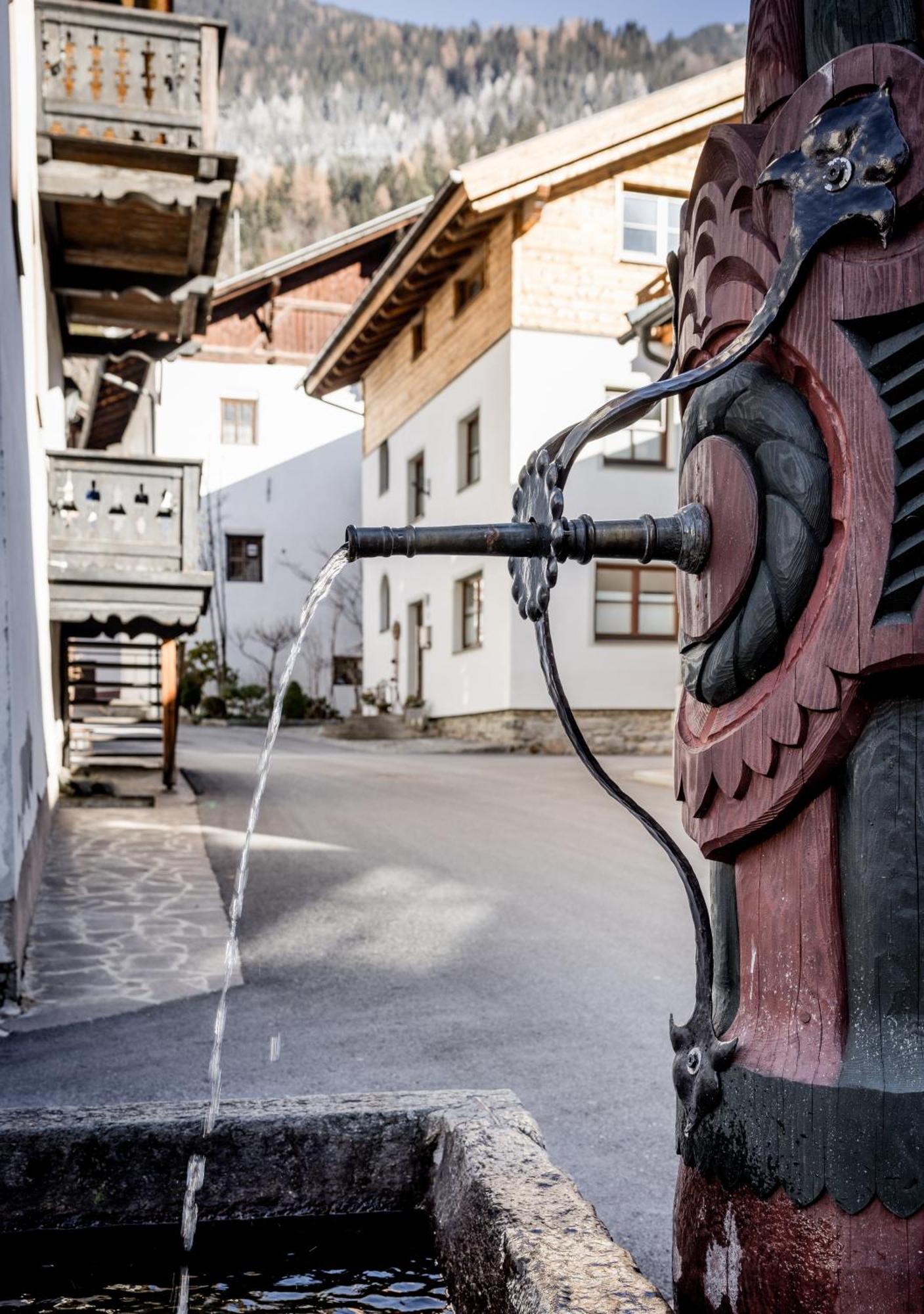 Am Dorfbrunnen Appartement Oetz Buitenkant foto